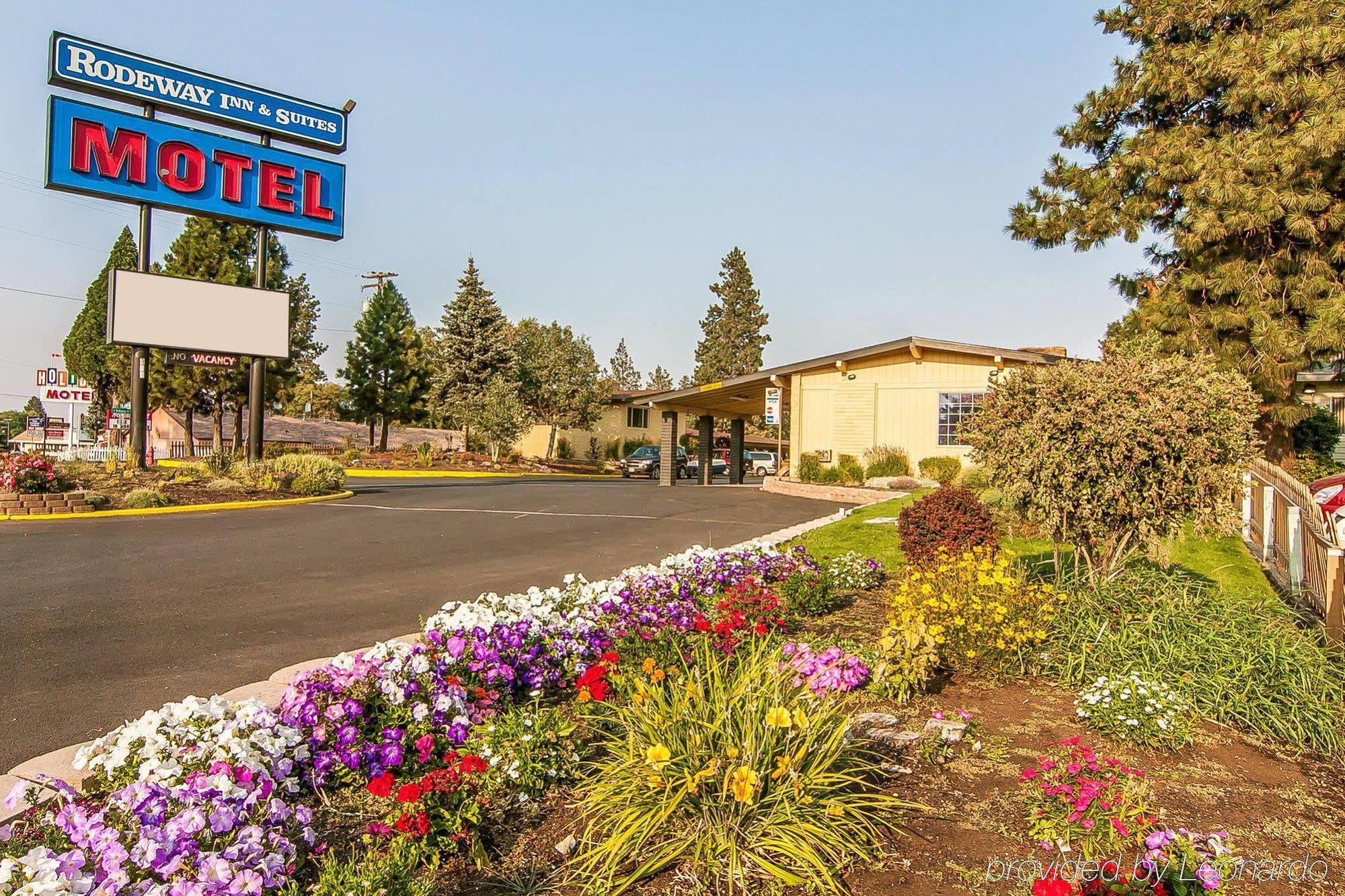 Old Mill & Suites Bend Exterior photo